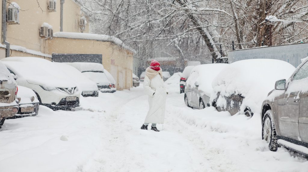 Снегопад века накрыл Москву