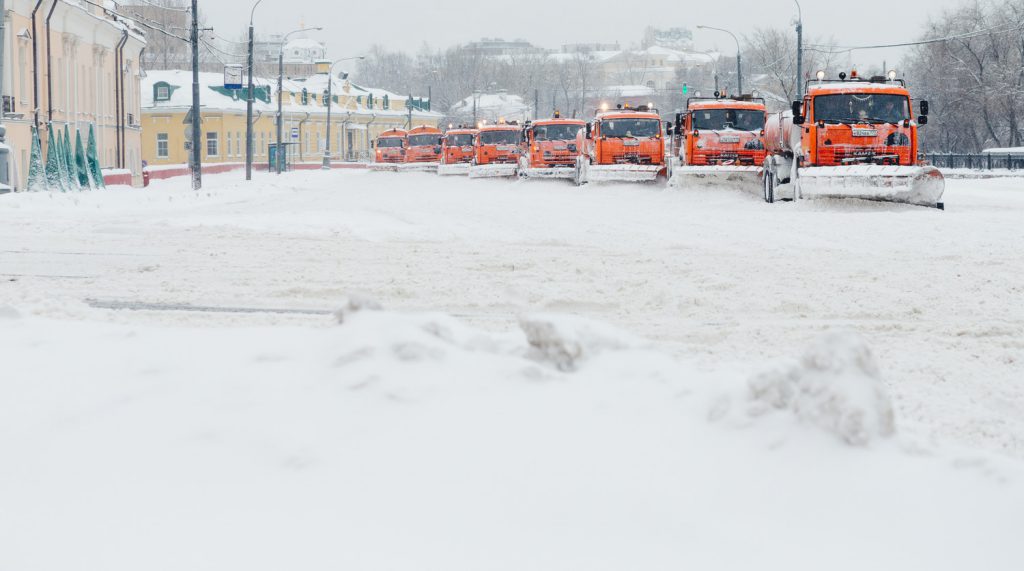 Снегопад века накрыл Москву