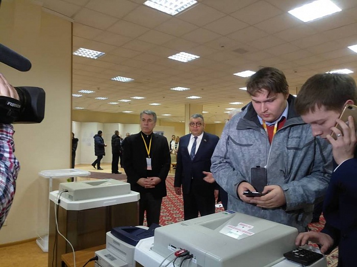 Зияфет Аскеров пожелал России достойного президента