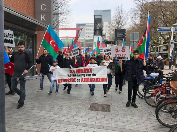 В Нидерландах прошла акция в связи с геноцидом азербайджанцев