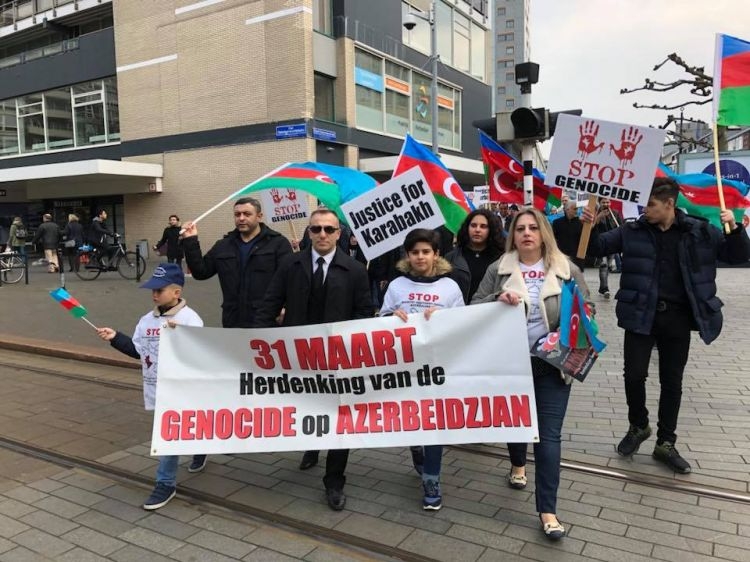 В Нидерландах прошла акция в связи с геноцидом азербайджанцев