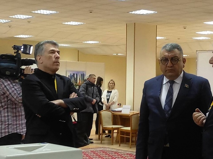 Зияфет Аскеров пожелал России достойного президента