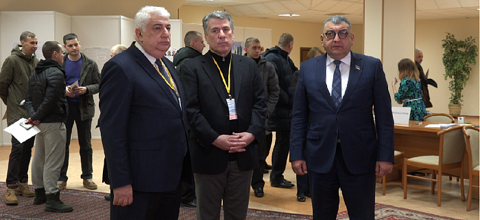 Зияфет Аскеров пожелал России достойного президента