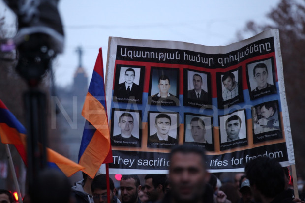Активисты проводят шествие в Ереване
