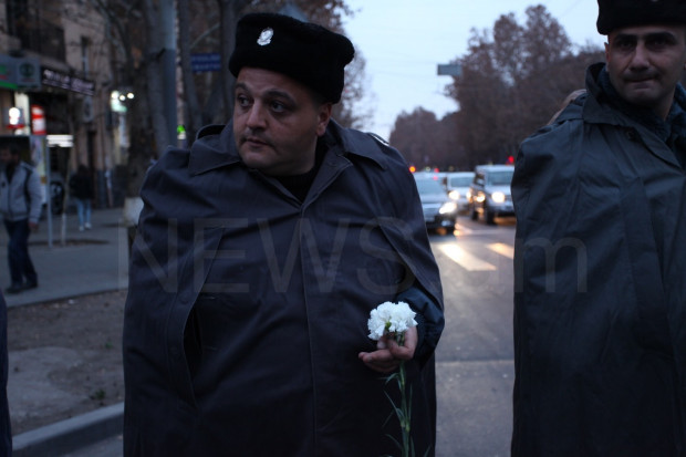 Активисты проводят шествие в Ереване