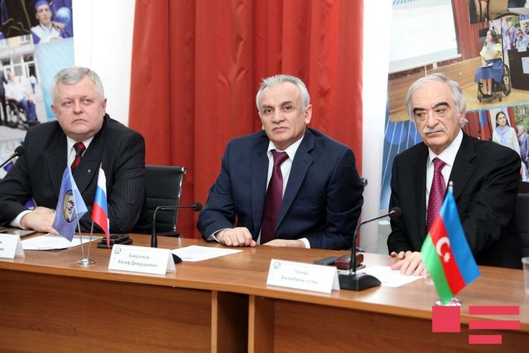 Бюльбюльоглу: Народ Азербайджана желает России успешного развития