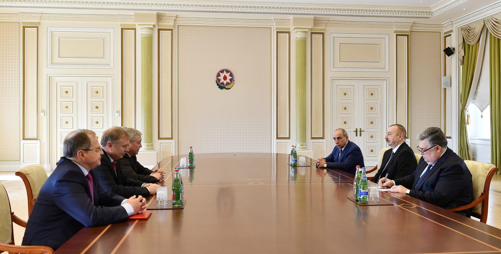 Ильхам Алиев принял вице-премьера Беларуси