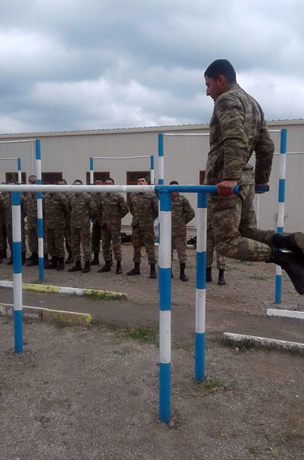 Бойцы армии Азербайджана участвуют в спортивных соревнованиях