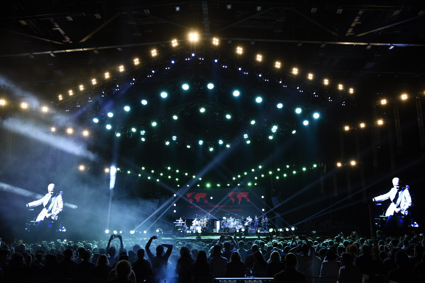 Британская группа Jamiroquai дала концерт в Crystal Hall