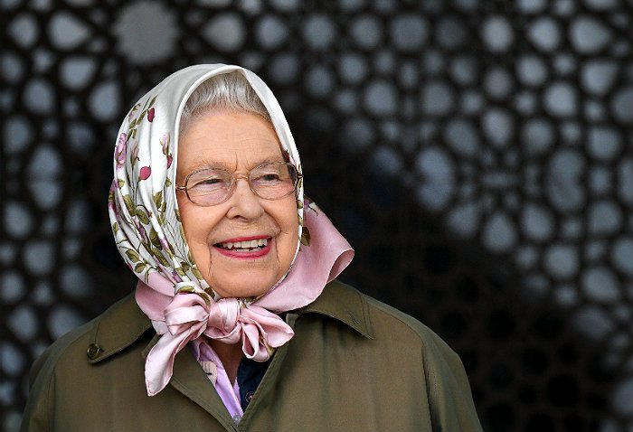 Елизавета II подобрала себе преемника