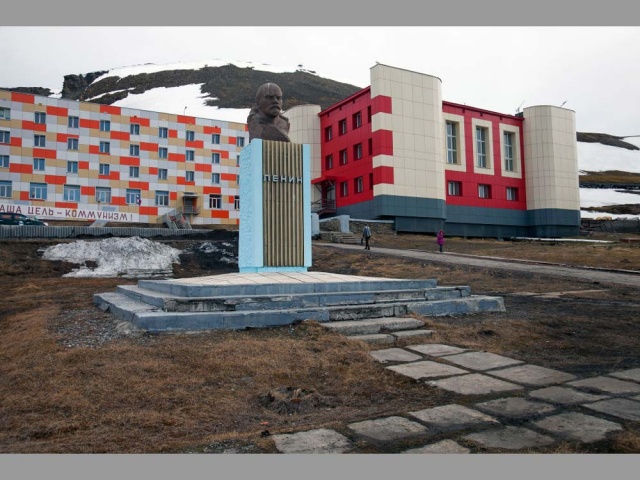 Неласковые красоты и порядки Шпицбергена