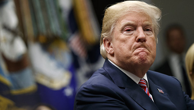 Трамп не сообщал Макрону о выходе из ядерной сделки с Ираном