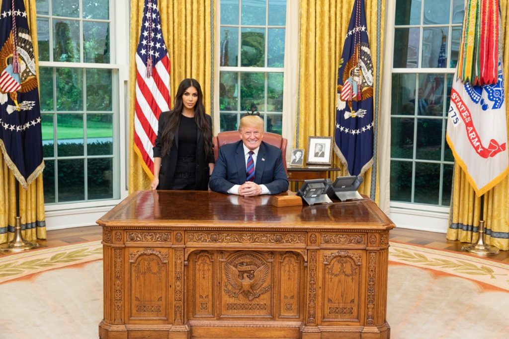 Дональд Трамп встретился с Ким Кардашьян