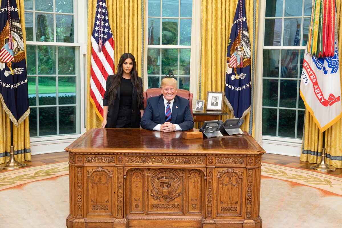 Дональд Трамп встретился с Ким Кардашьян