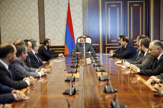 Пашинян анонсирует реформы