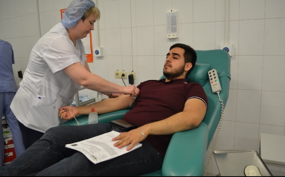 По инициативе Лейлы Алиевой в Москве прошла акция «У крови нет нации»