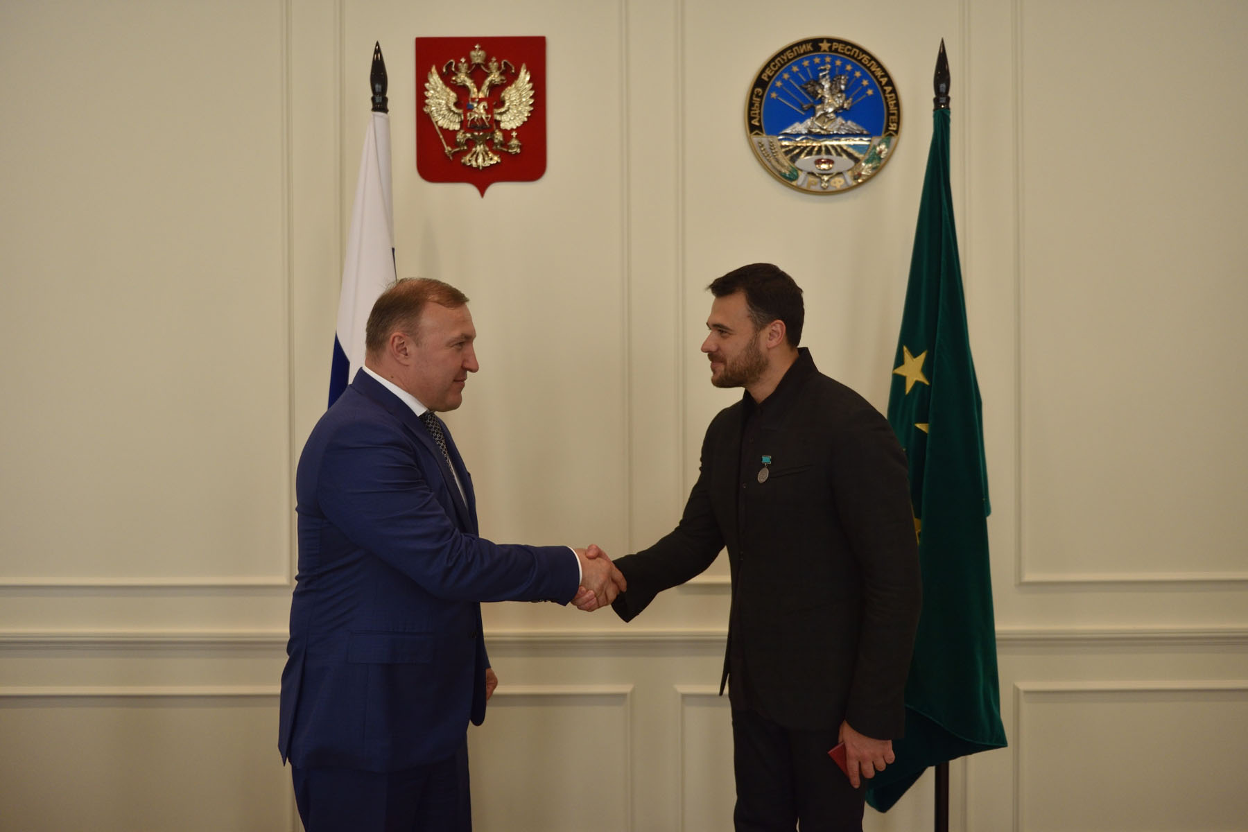Эмин Агаларов стал заслуженным артистом Адыгеи