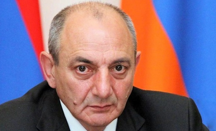 Лидер карабахских сепаратистов заявил, что не будет выдвигать свою кандидатуру на «выборах»