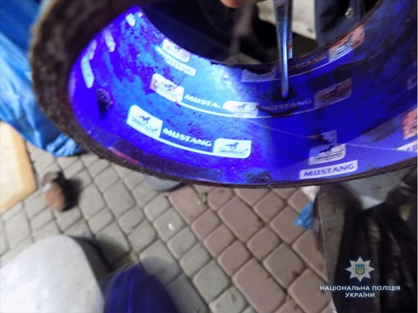 Азербайджанцы занялись грабежом домов во Львовской области
