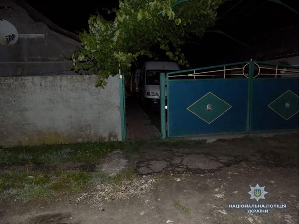 Азербайджанцы занялись грабежом домов во Львовской области