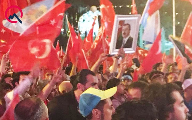 На митинге в Стамбуле подняли портреты Ильхама Алиева