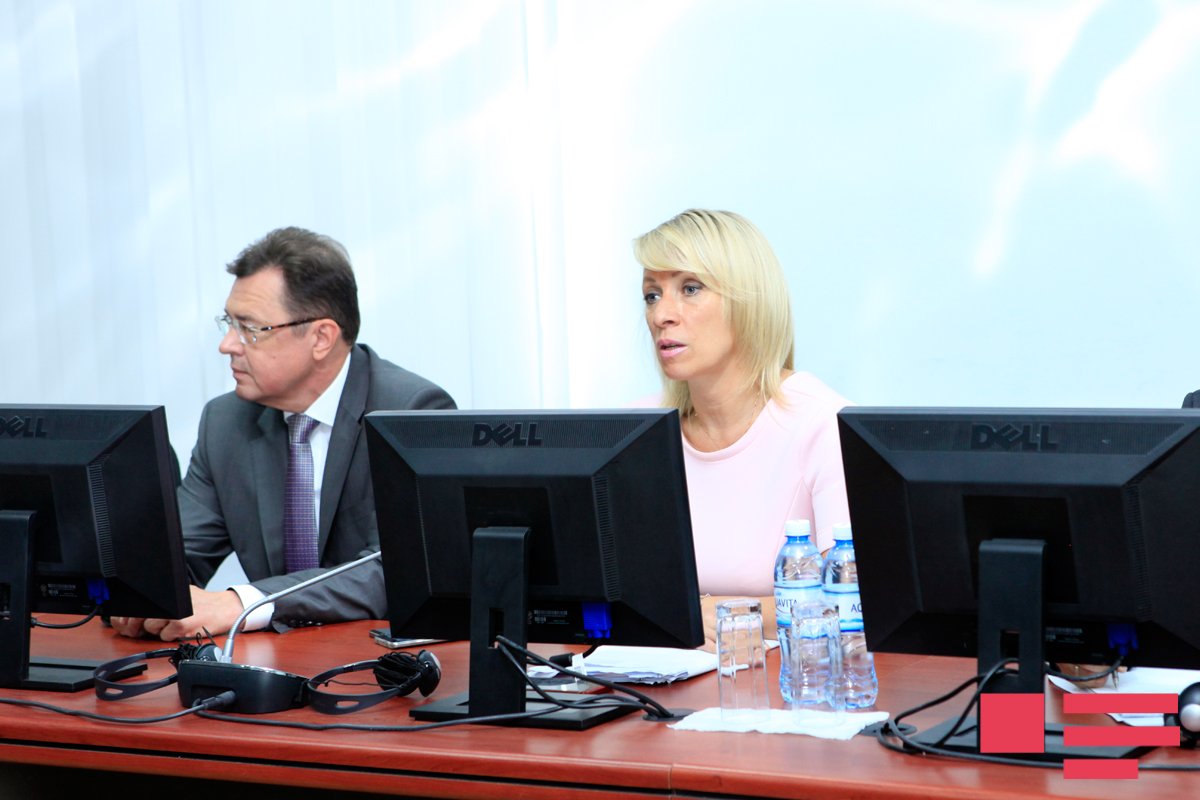 В Баку проходят консультации между МИД Азербайджана и России