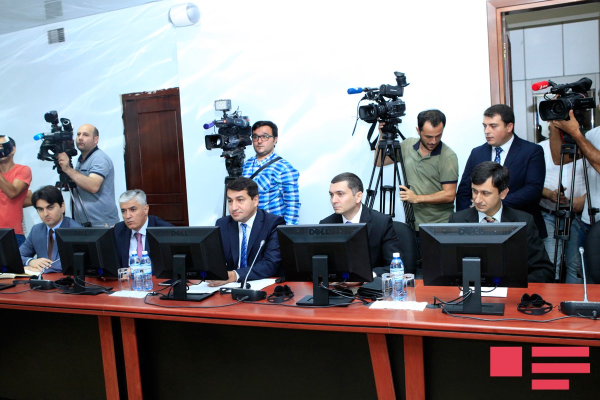 В Баку проходят консультации между МИД Азербайджана и России