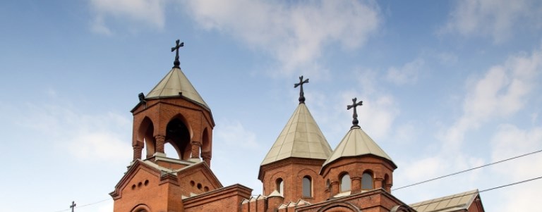 В Армении продолжается «церковный кризис»