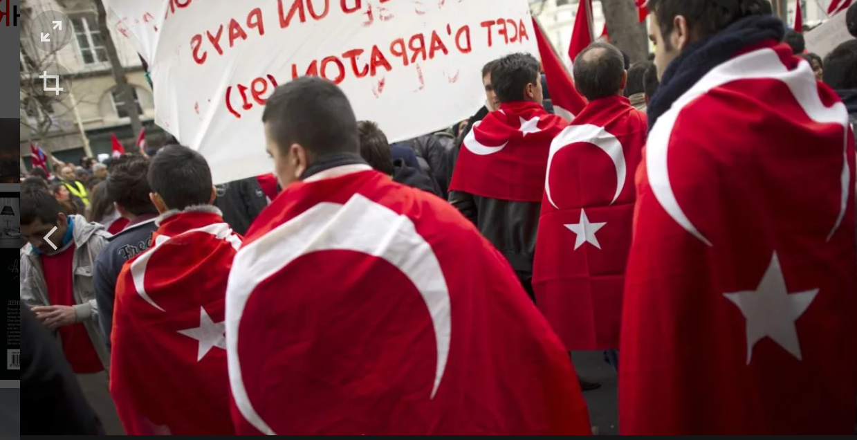 В Турции чтят память жертв "Дня Гнева"