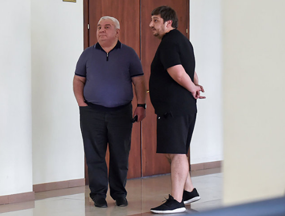 Генсек ОДКБ пришел на заседание суда, на котором будет избрана мера пресечения в его отношении
