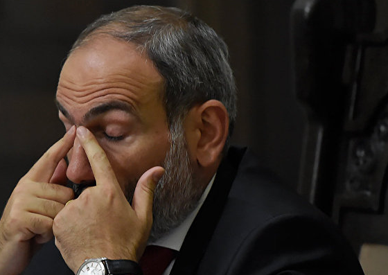 Пашиняна вновь наехал на Евросоюз из-за денег