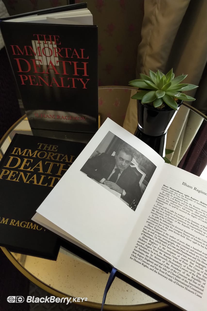 Новая книга профессора Ильхама Рагимова переведена на английский язык