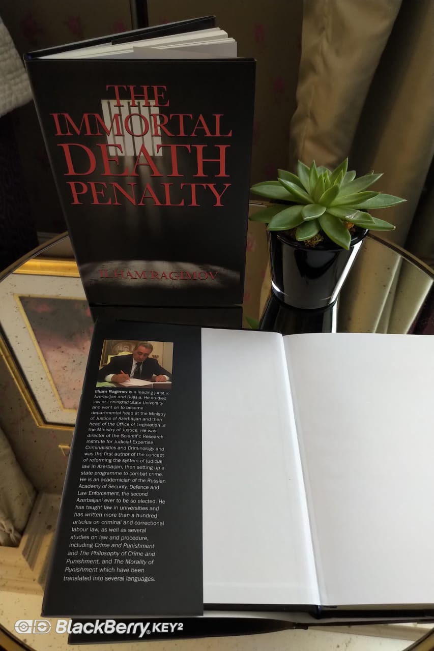 Новая книга профессора Ильхама Рагимова переведена на английский язык