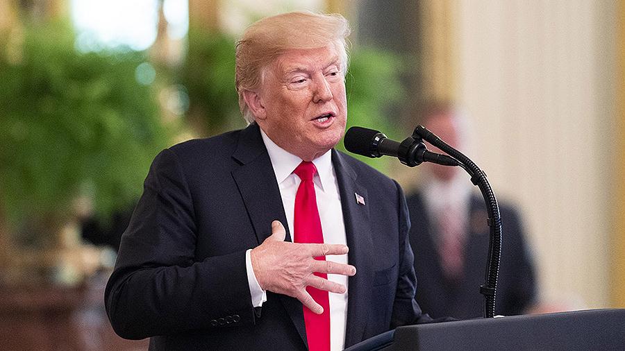 По мнению Трампа, его импичмент обрушит экономику США