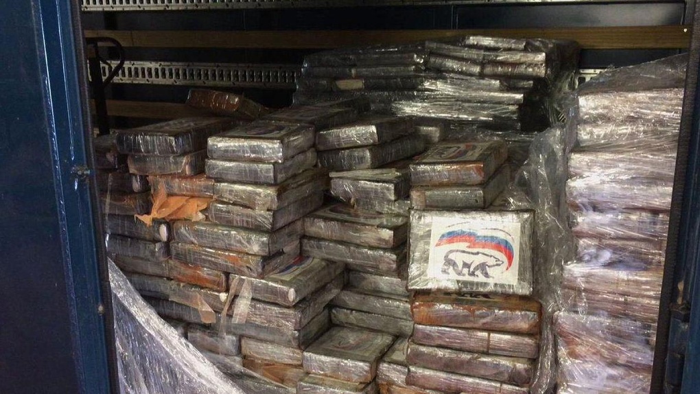 В Бельгии задержали две тонны кокаина с логотипом "Единой России"