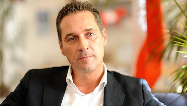 Вице-канцлер Австрии прибыл в Азербайджан