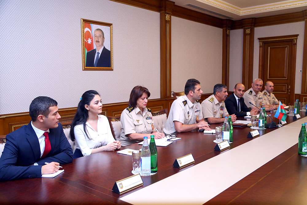 Закир Гасанов встретился с заместителем генсека НАТО