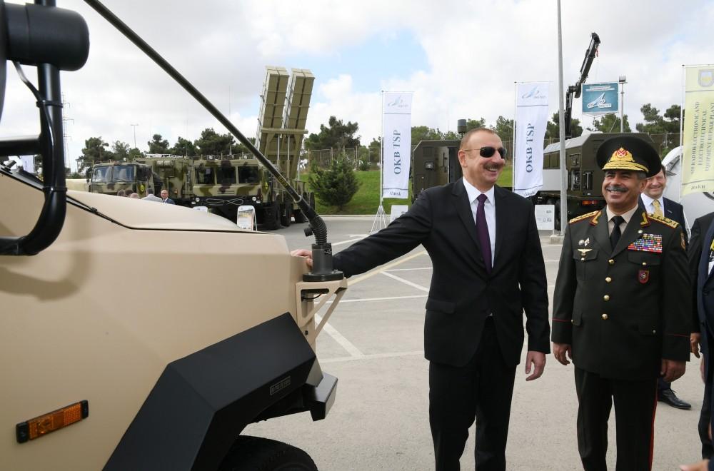 Ильхам Алиев на выставке ADEX-2018