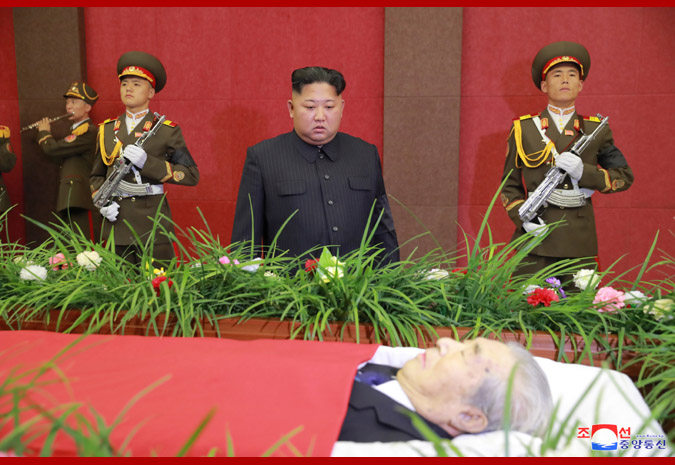 Ким Чен Ын приехал на похороны разработчика северокорейского ядерного оружия