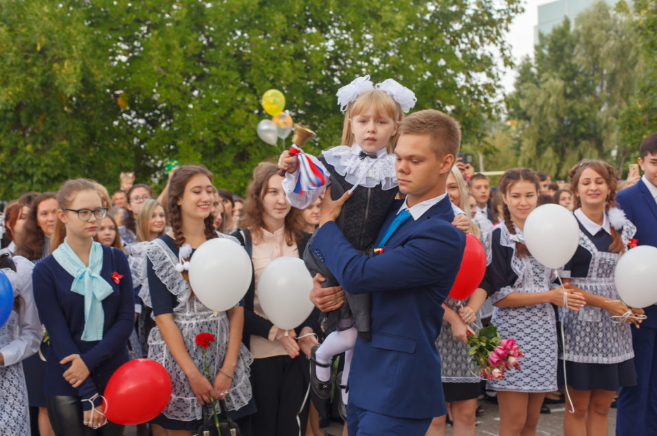 Ислам Гусейнов: «Школьникам – любви к знаниям, родителям – терпения, учителям – успехов во всем!»