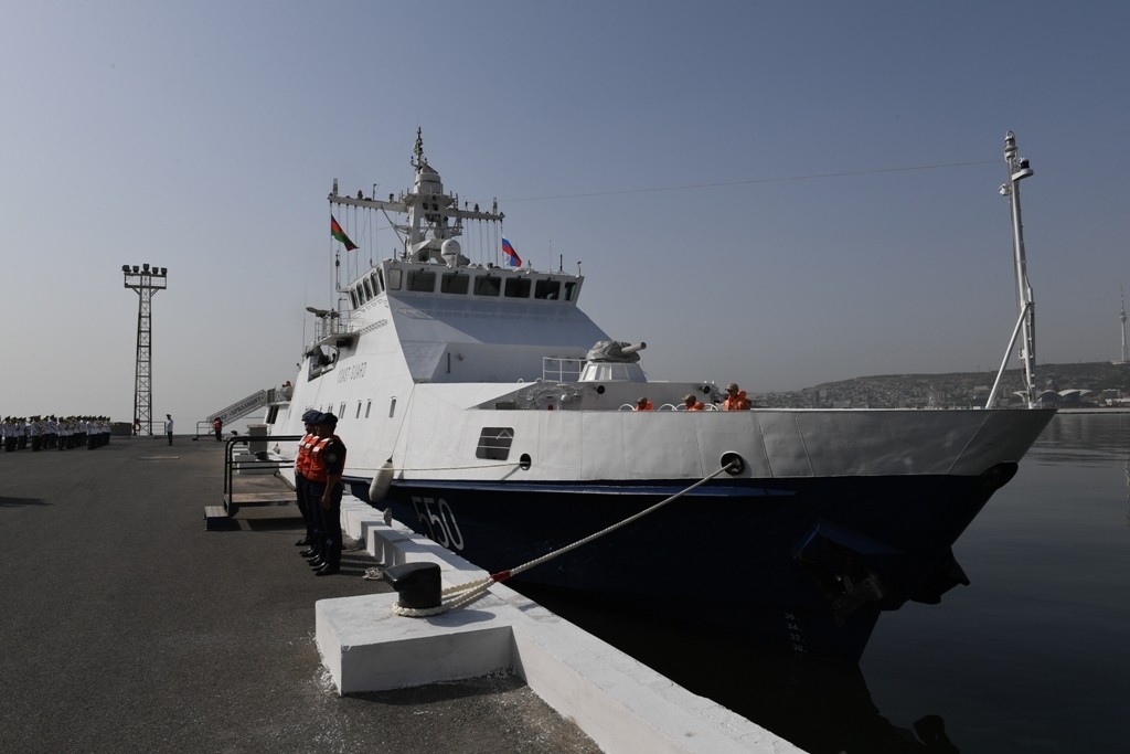 Азербайджан и Россия провели совместные учения на Каспии