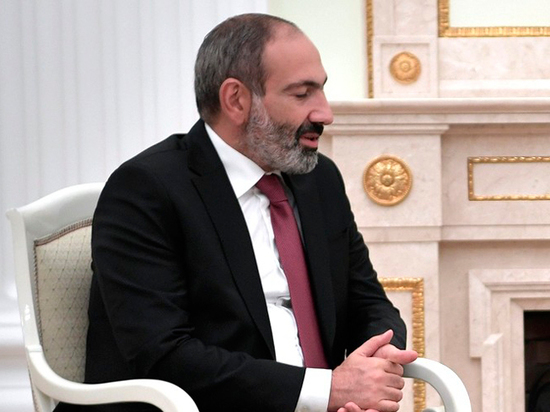 Пашинян совершит визит во Францию