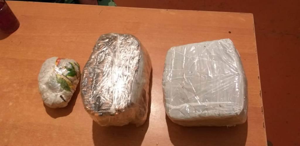 Азербайджанские пограничники предотвратили ввоз наркотиков из Ирана