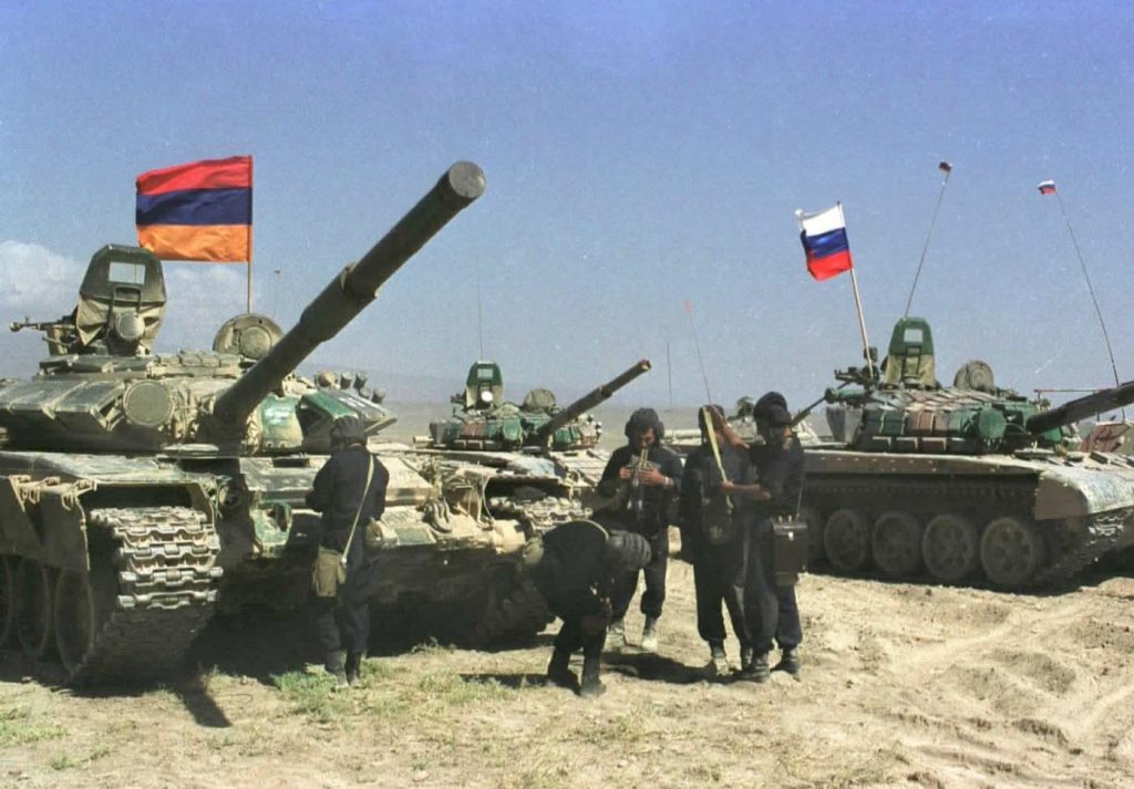 Россия и Армения проводят военные учения