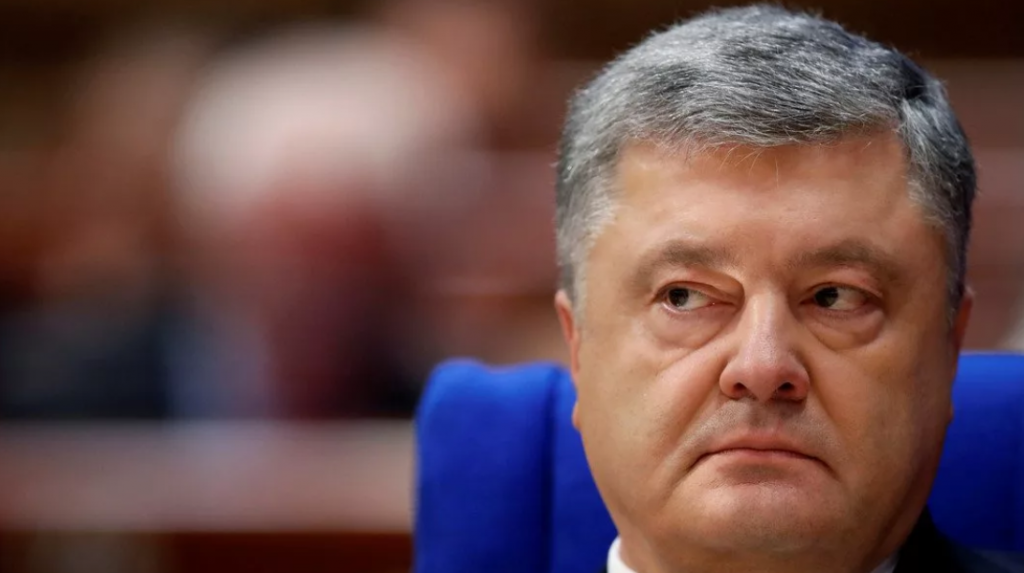 Доходы Порошенко за год выросли в восемь раз