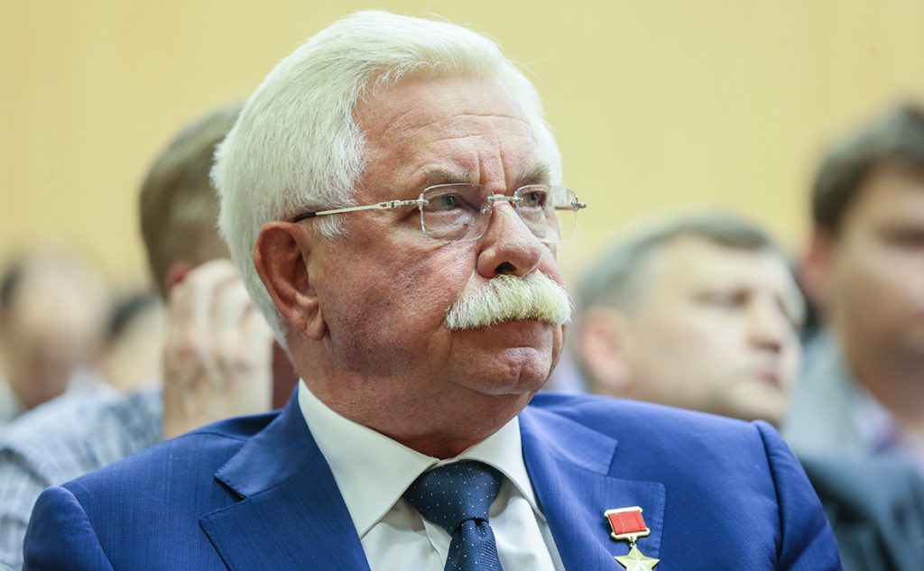 Руцкой вспомнил о готовности Ельцина травить депутатов газом