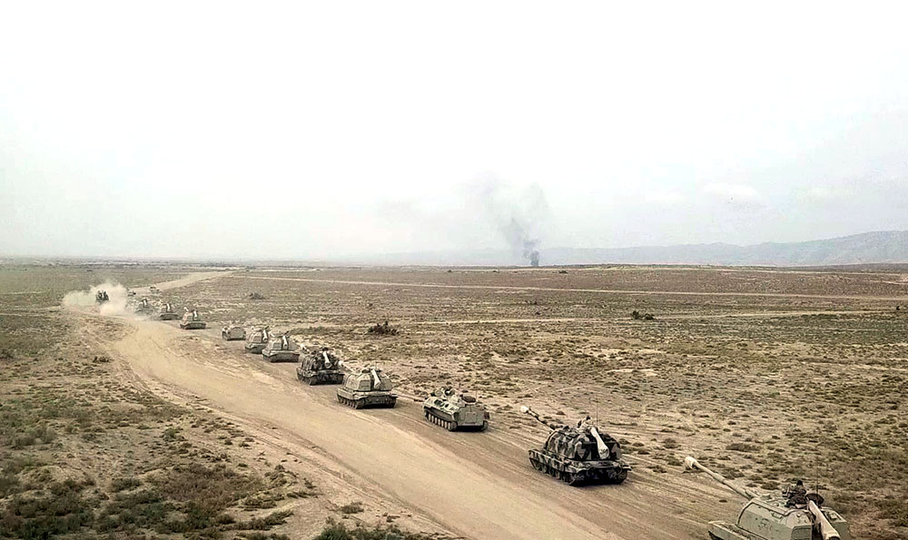 Ракетные и артиллерийские соединения проводят учения с боевыми стрельбами