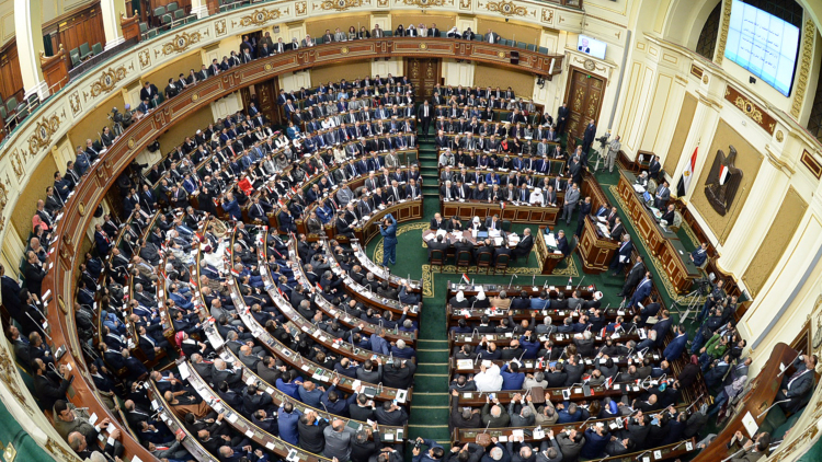 Власти Египта продлили режим чрезвычайного положения