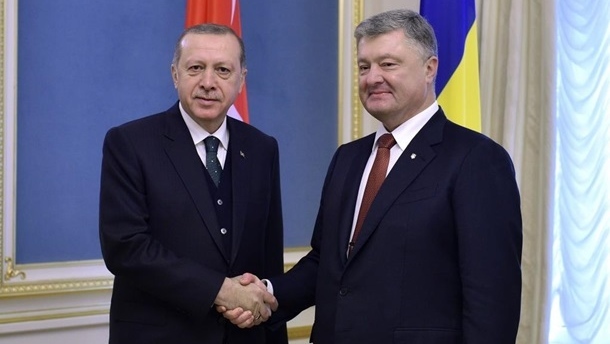 Эрдоган пригласил Порошенко посетить Турцию