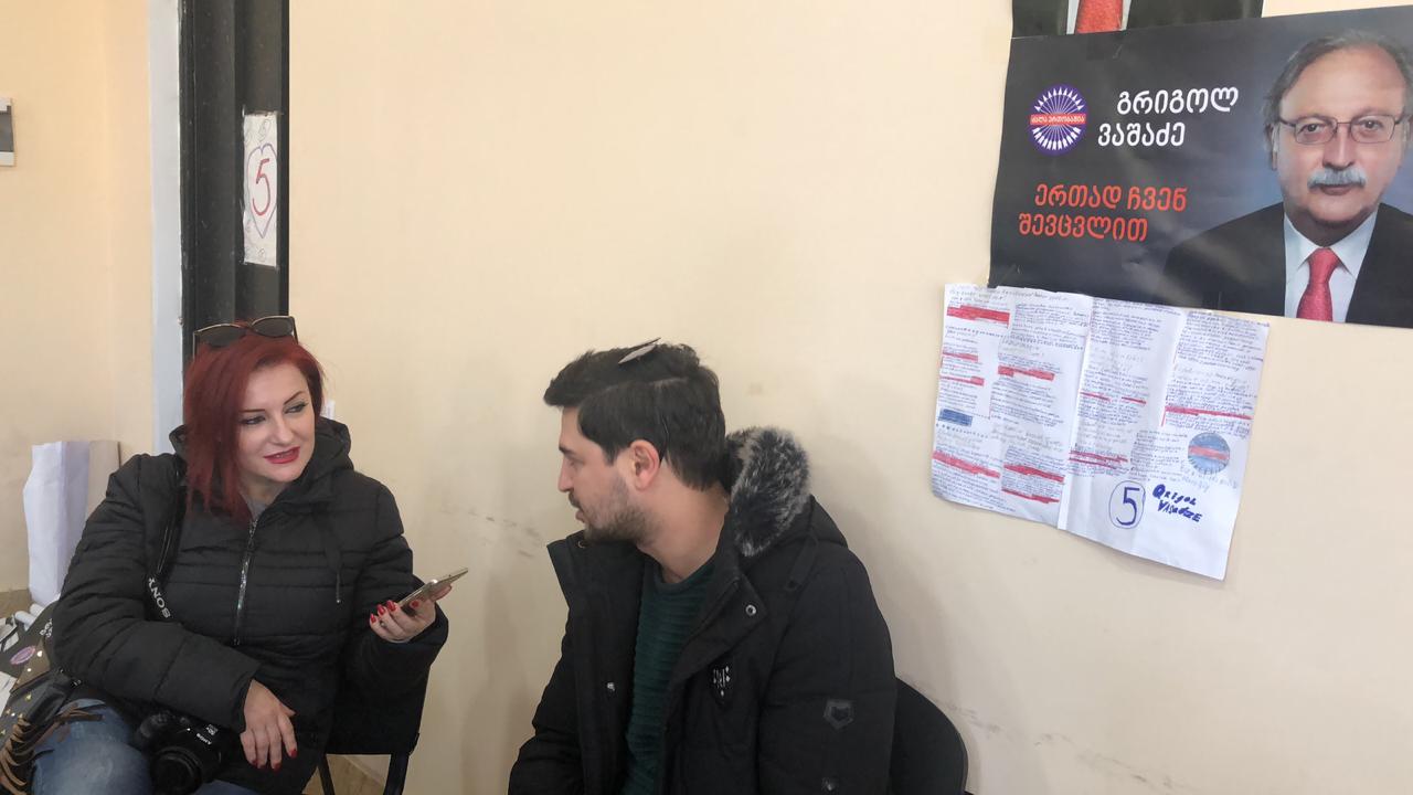 «Страной правит тиран Иванишвили. Мы верим, что Саакашвили снова вернется к власти» - репортаж из Марнеули